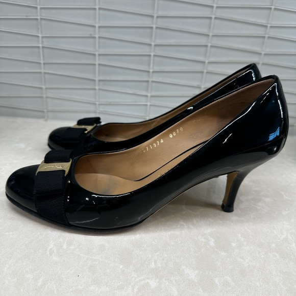 Salvatore Ferragamo Black Patent Leather Pumps - Picture 3 of 6